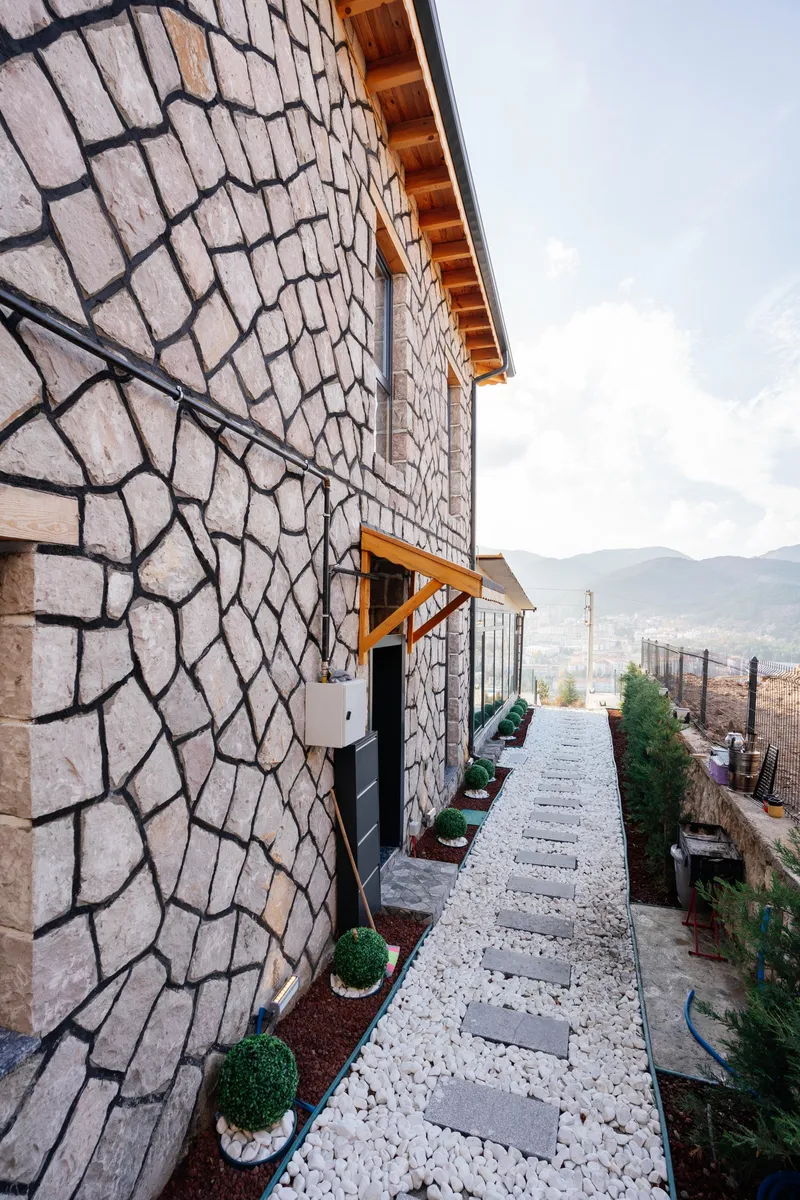 Villanın dış cephesi